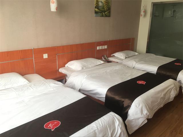 Thank Inn Chain Hotel West Eleven Road Mall Linyi  Exterior foto