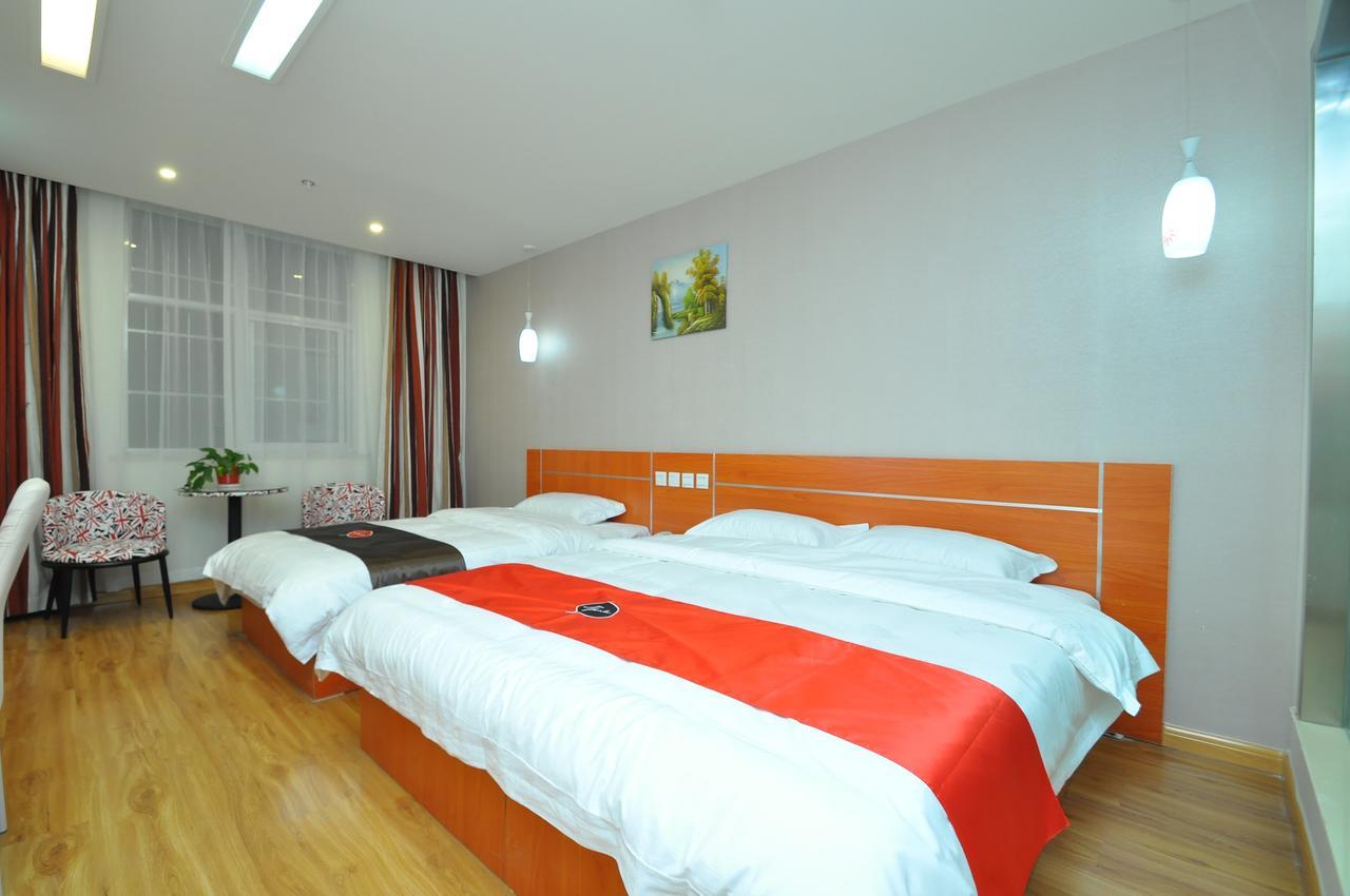 Thank Inn Chain Hotel West Eleven Road Mall Linyi  Exterior foto